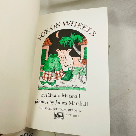 Fox On Wheels Book & Cassette Set By Edward Marshall & James Marshall - Picture 8 of 14